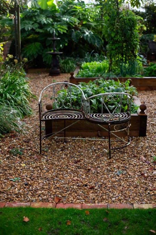 Lightweight Metal Loveseat - Image 4