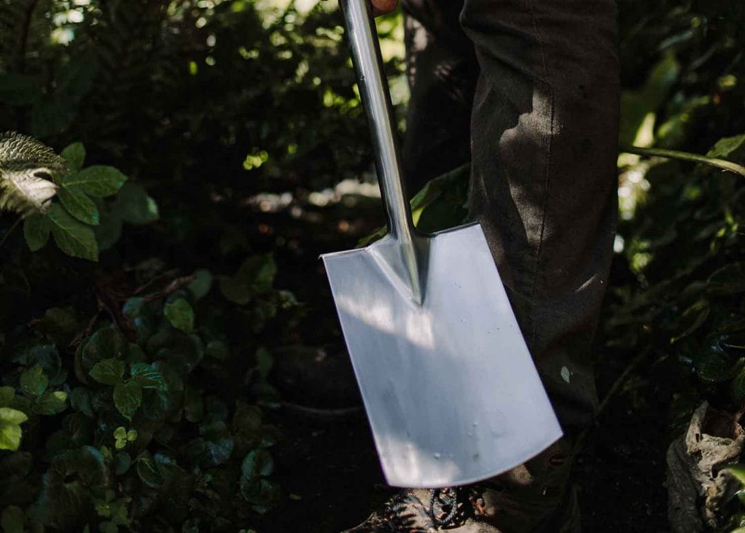 gardening garden design landscaping horticulture Surrey West Sussex spade vegetable patch kitchen garden calendar